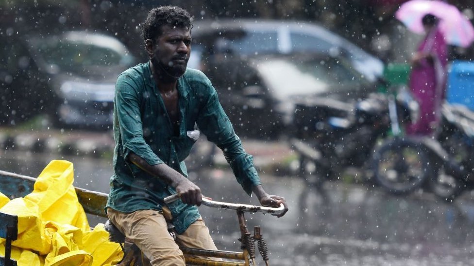 நிவர் பெயர் சூட்டியது ஈரான்