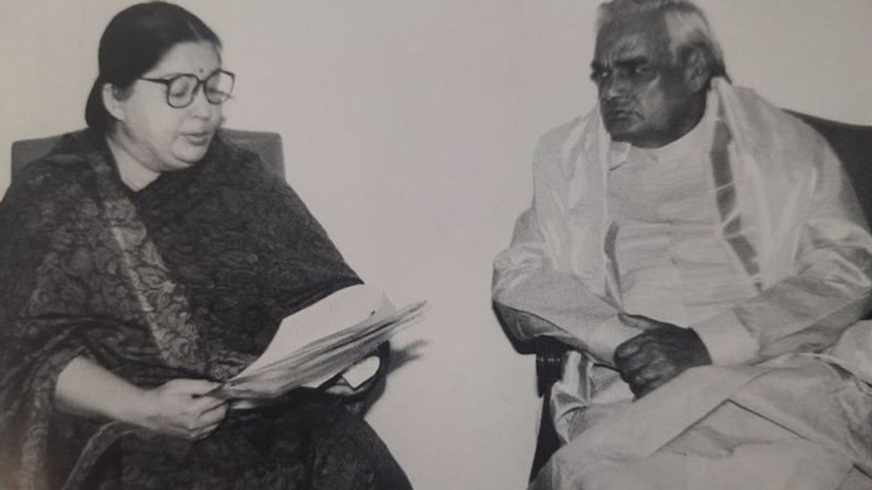 வாஜ்பாயி மற்றும் ஜெயலலிதா