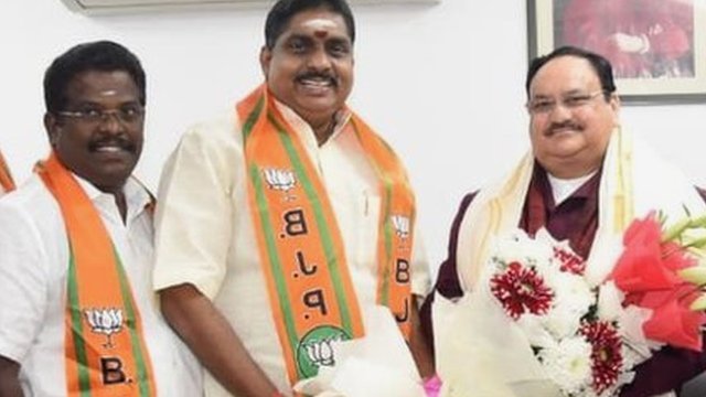 நாராயணசாமி vs நமச்சிவாயம்: பாஜகவில் சேர்ந்த புதுச்சேரி காங்கிரஸ் முன்னாள் தலைவர்