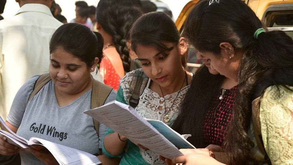 நீட் ஹால்டிக்கெட் டவுன்லோட் செய்வது எப்படி?