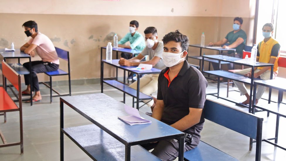 A studet dies in Tamilnadu in fear of Neet exam