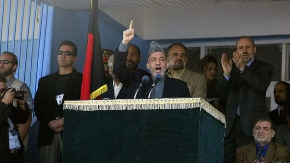 ஆப்கானிஸ்தான் முன்னாள் அதிபர் ஹமீத் கர்சாய்க்கு டைன்கார்ப் நிறுவனம் மெய்க்காப்பாளர்களை வழங்கியது