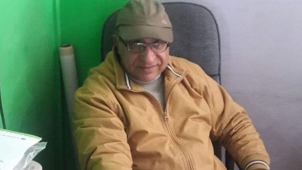 68 வயதான பிரபல மருந்தக உரிமையாளர் மாக்கன் லால் பிந்த்ரு ,