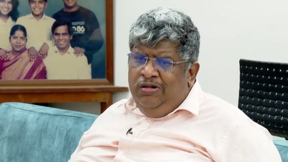 ஆனந்த் ஸ்ரீநிவாசன்