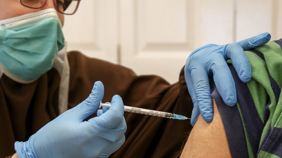 தடுப்பூசி