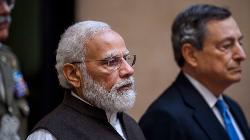 நரேந்திர மோதி & இத்தாலி பிரதமர் மரியோ டிராகி