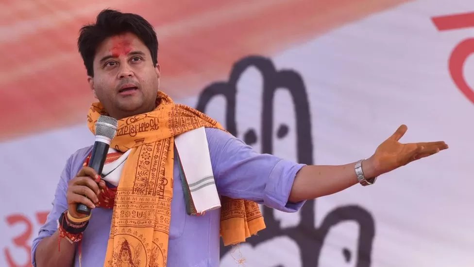 விமானப் போக்குவரத்துத் துறை அமைச்சர் ஜோதிராதித்ய சிந்தியா