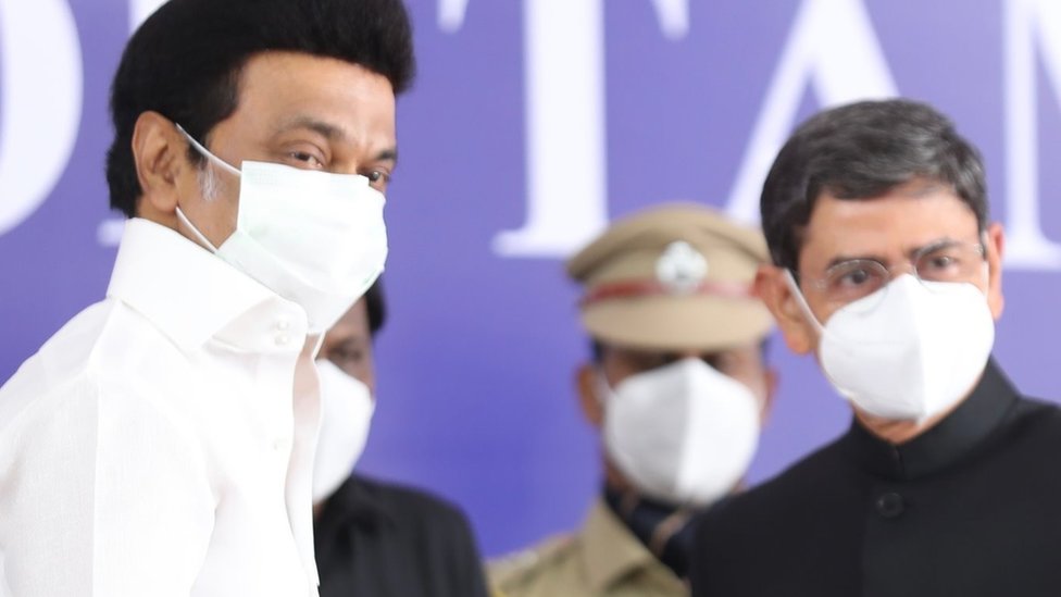 முரசொலி: தி.மு.கவின் அதிகாரபூர்வ நாளிதழில் ஆளுநர் ஆர்.என். ரவி மீது கடும் தாக்கு - பின்னணி என்ன?