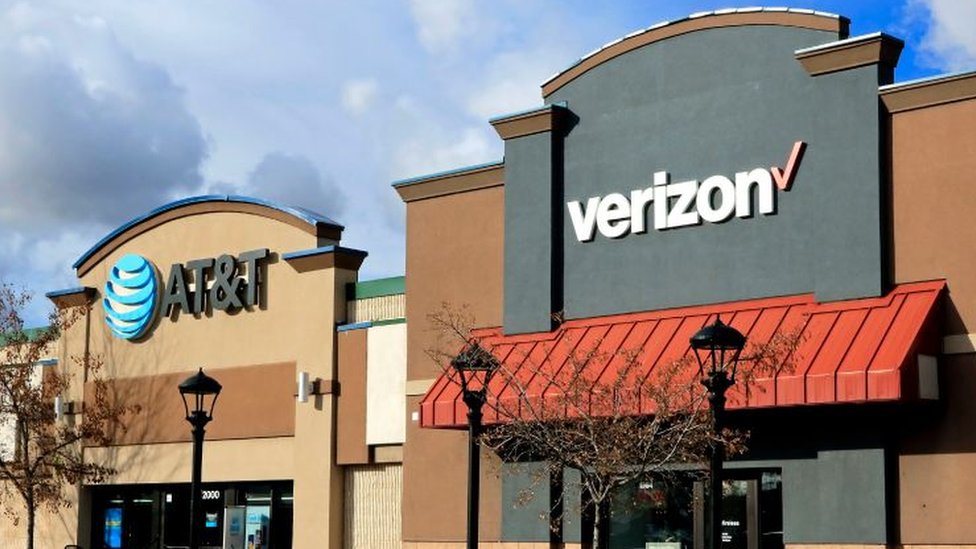 AT&T Verizon