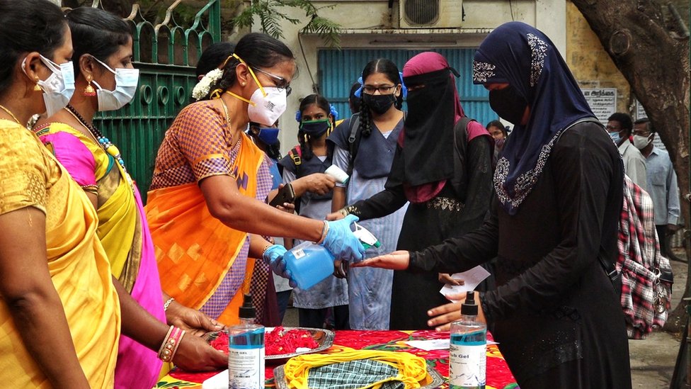 புதுச்சேரி ஹிஜாப் விவகாரம்