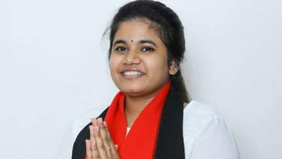 நிலவரசி துரைராஜ் நிலவரசி துரைராஜ்