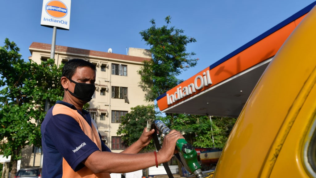 Ukraine war: Why India is buying more crude oil from Russia?