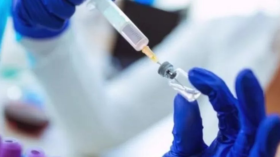 கொரோனா தடுப்பூசி