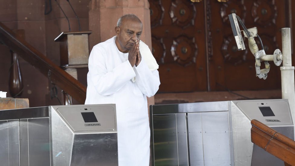 தேவே கவுடா தேவே கவுடா