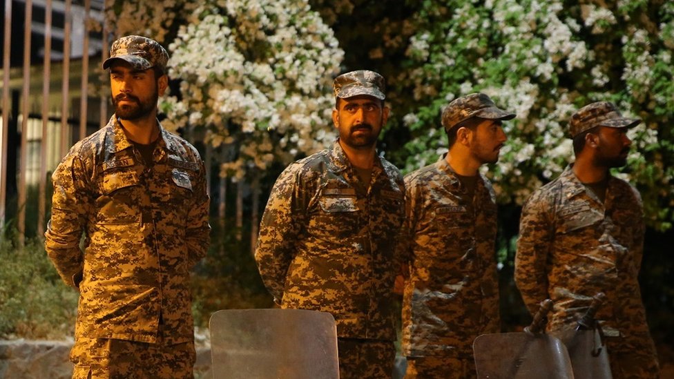 இம்ரான் கான்