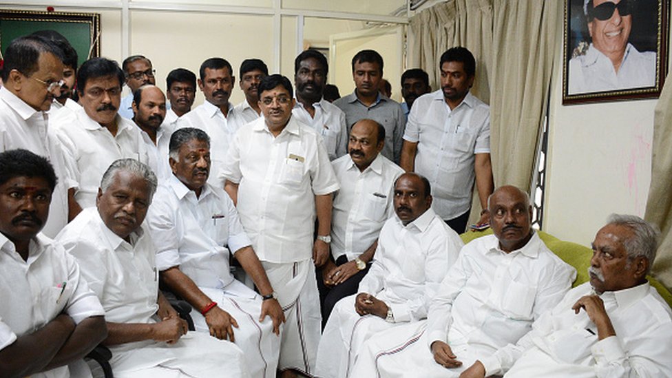அதிமுக எடப்பாடி பழனிசாமி
