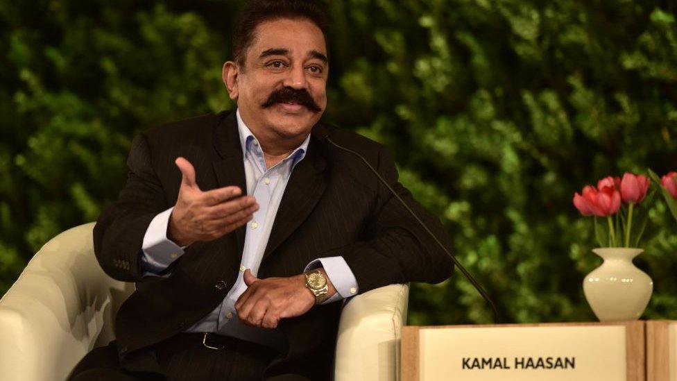 கமல்ஹாசனுக்கு ஐக்கிய அரபு எமிரேட்ஸ் அரசின் கோல்டன் விசா கமல்ஹாசனுக்கு ஐக்கிய அரபு எமிரேட்ஸ் அரசின் கோல்டன் விசா