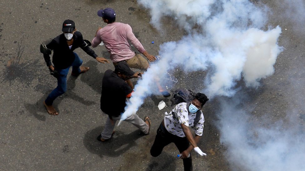 போராட்டக்காரர்கள் போராட்டக்காரர்கள்