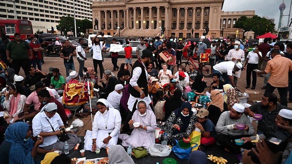 இலங்கை போராட்டம்