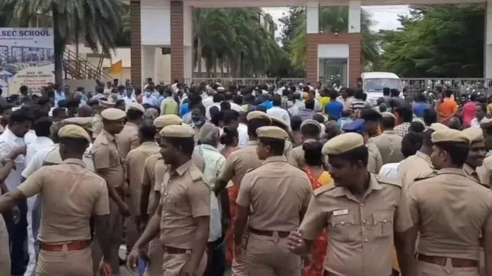 காவல்துறை