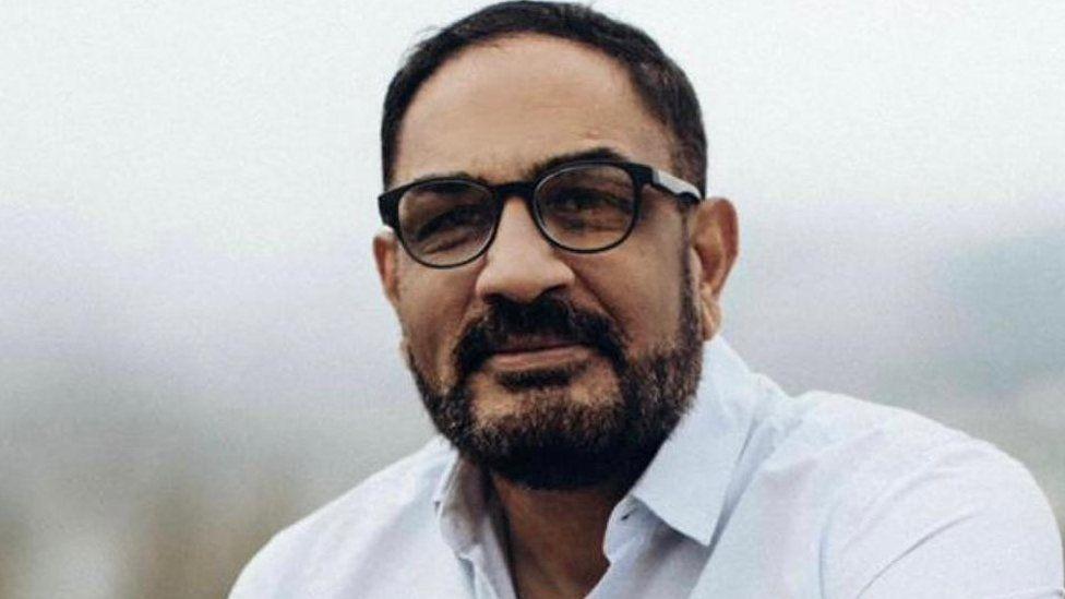 கத்தார் சிறையில் இந்திய கடற்படை அதிகாரிகள்