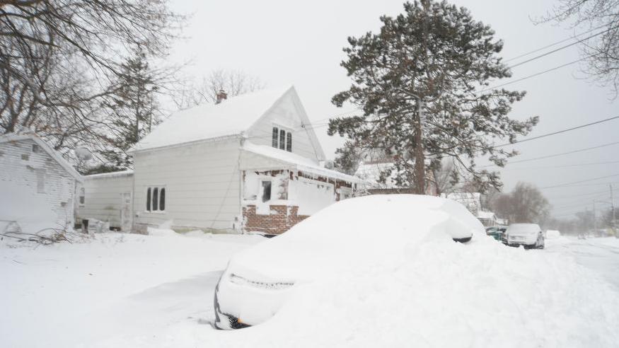 அமெரிக்காவில் பனிப்புயல்