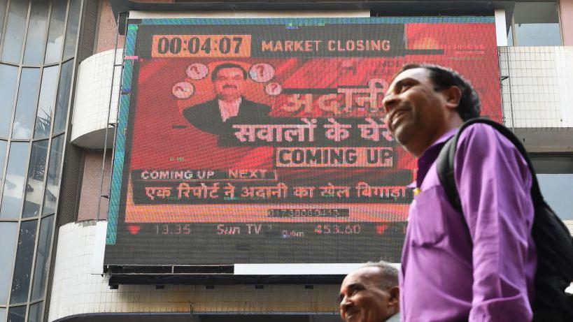 அதானிக்கு நேசக்கரம் நீட்டும் அபுதாபி