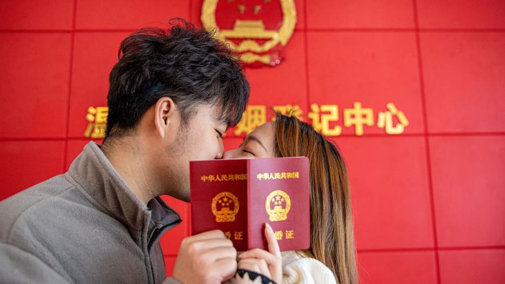 சீனா, காதல், மக்கள் தொகை